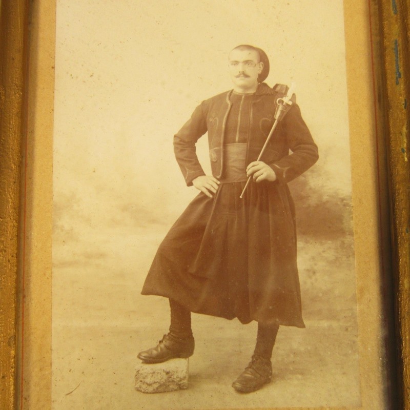 PHOTO MILITAIRE ENCADREE D'UN SOLDAT DES REGIMENT DE TIRAILLEURS OU DE ZOUAVES