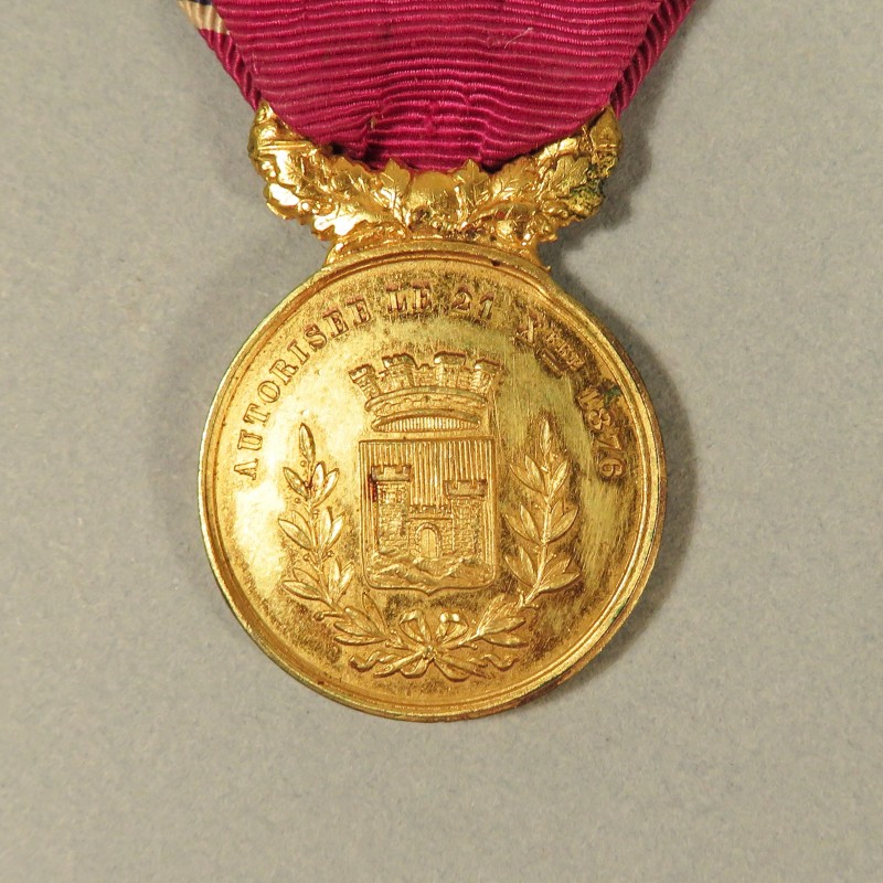 MEDAILLE D'HONNEUR DES ANCIENS SOUS-OFFICIERS DE LA VILLE DE ST HIPPOLYTE DU FORT GUERRE DE 1870 EN BOITE