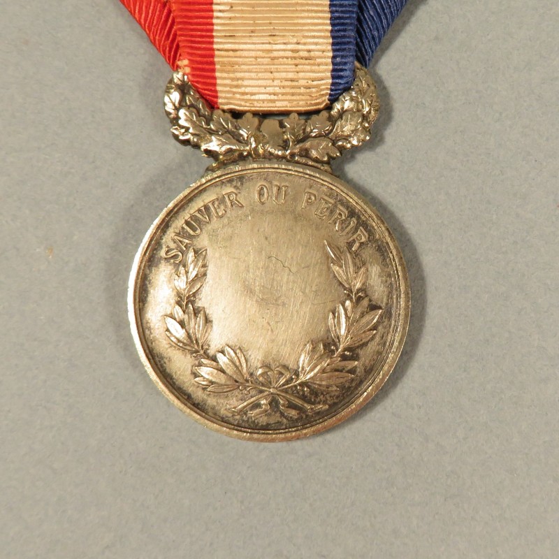 MEDAILLE DE LA SOCIETE DE SAUVETAGE DU MIDI BOUCHES DU ROHN SAUVETEURS MARSEILLE FONDEE EN 1860