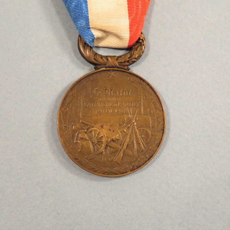 MEDAILLE EN BRONZE L'ARMEE ET LA PRESSE LE MATIN ORGANISE LA MARCHE DE L'ARMEE DU 29 MAI 1904