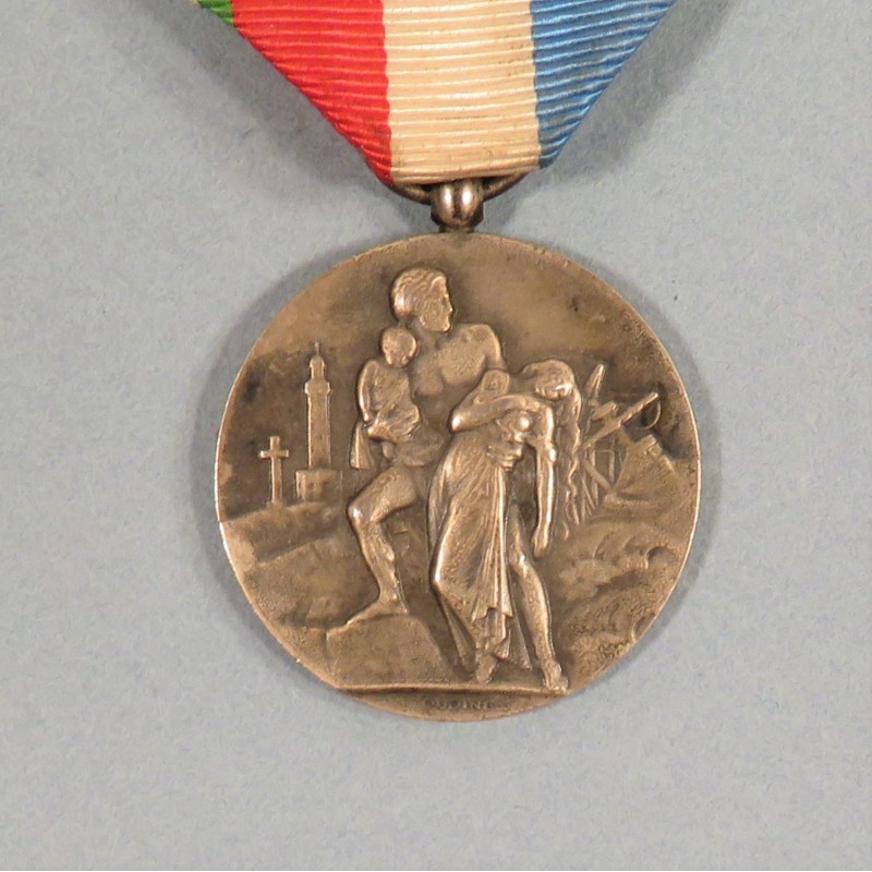 MEDAILLE EN ARGENT DE LA FEDERATION DES SOCIETES DE SAUVETAGE JOUTE ET NATATION DU S.E.