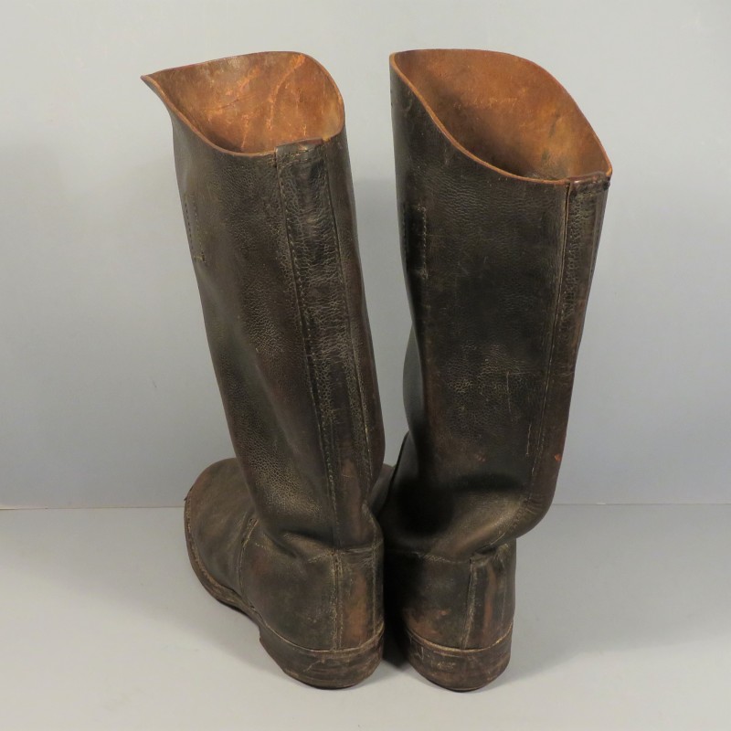 BOTTES DE SAPEURS-POMPIERS ANGLAIS FABRICATION TEBBUTT & HALL BROS Ltd RAUNDS DATEES 1943 MILITARIA UK WW2