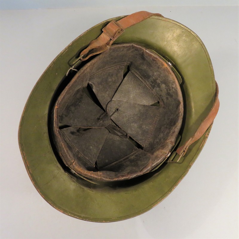 CASQUE DEFENSE PASSIVE MODELE 1926 TRIANGLE VERT VILLE DE NIMES 1939/1945