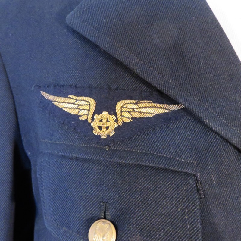 VESTE D'UNIFORME D'UN SERGENT MECANICIEN DE L'AVIATION ARMEE DE L'AIRE 1940 - 1950