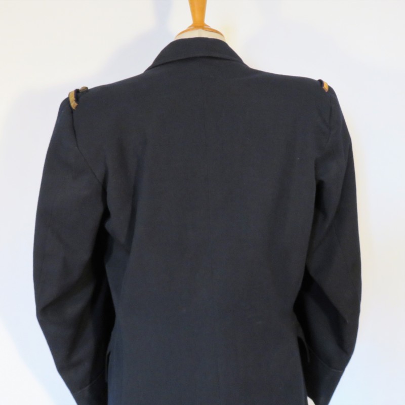 VESTE D'UNIFORME D'UN SERGENT MECANICIEN DE L'AVIATION ARMEE DE L'AIRE 1940 - 1950