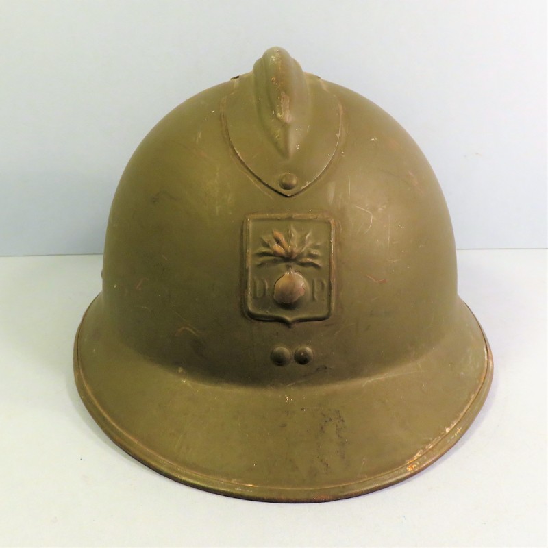 CASQUE DANS SON JUS DEFENSE PASSIVE MODELE 1926 INSIGNE DP 1939/1945 TAILLE 59/60