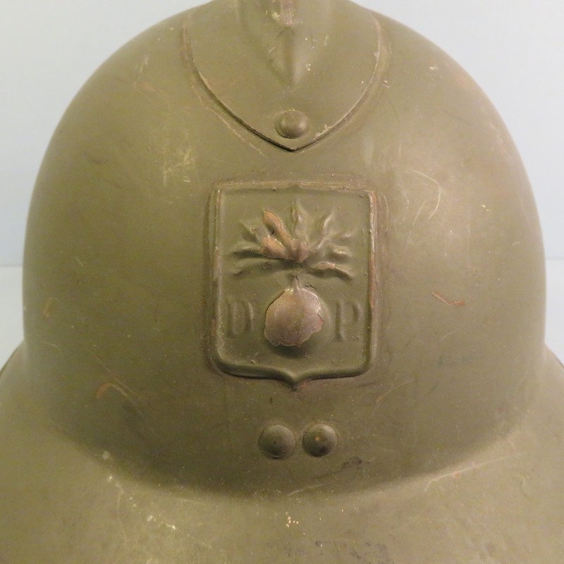 CASQUE DANS SON JUS DEFENSE PASSIVE MODELE 1926 INSIGNE DP 1939/1945 TAILLE 59/60