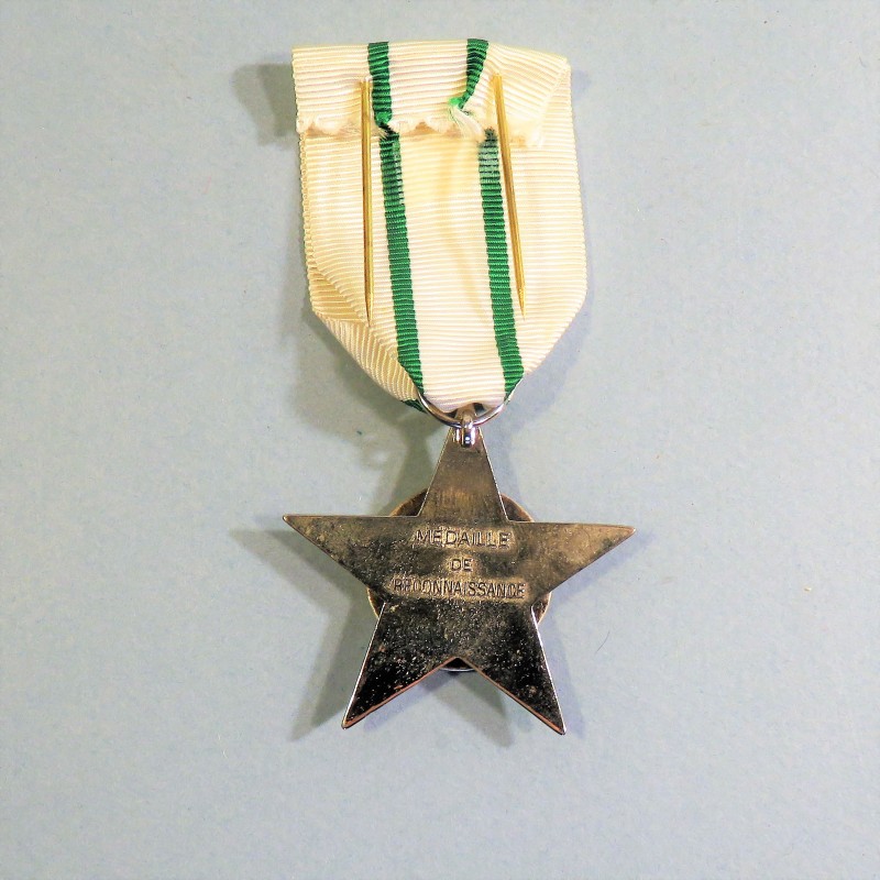 GABON MEDAILLE DE LA RECONNAISSANCE DES FORCES DE POLICE NATIONALES GABONAISES °