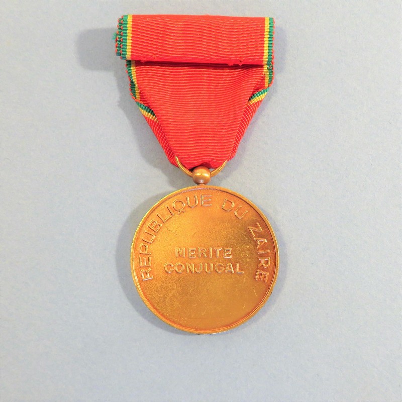 CONGO ZAIRE MEDAILLE DU MERITE CONJUGALE MEDAL OF CONJUGAL MERIT CLASSE OR °