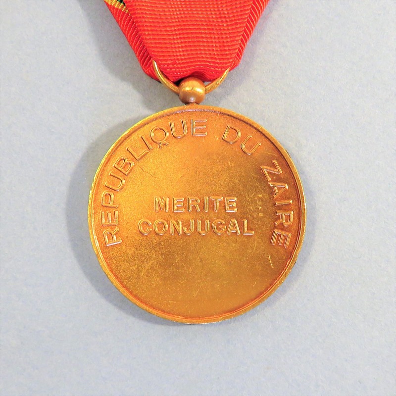 CONGO ZAIRE MEDAILLE DU MERITE CONJUGALE MEDAL OF CONJUGAL MERIT CLASSE OR °