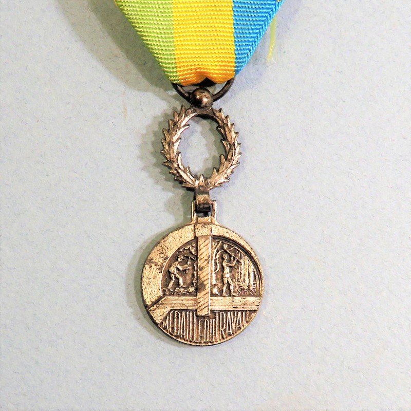 GABON MEDAILLE DU TRAVAIL LABOR MEDAL °