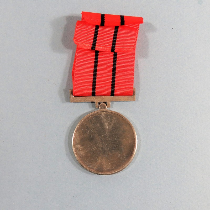 TANZANIE MEDAILLE DE LA GUERRE AVEC L'OUGANDA 1978 1979 TANZANIA WAR MEDAL  °