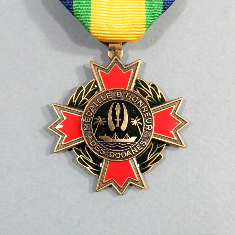 COTE D'IVOIRE MEDAILLE D'HONNEUR DES DOUANES IVORY COAST MEDAL OF HONOUR FOR CUSTOMS °