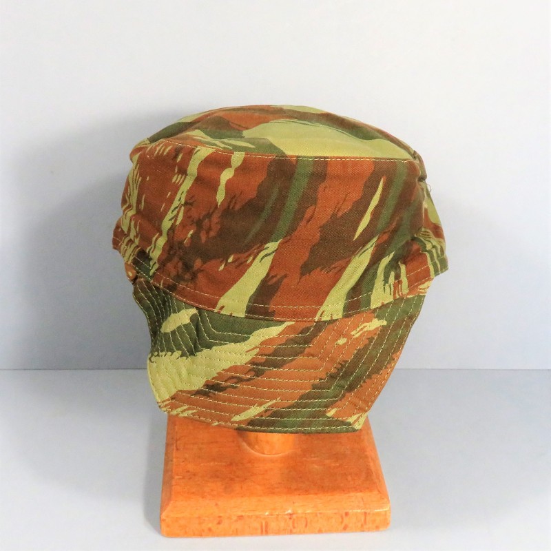 CASQUETTE MODELE F1 CAMOUFLAGE LEZARD LIZAR CAMO FABRICATION FANTAISIE TAILLE 57