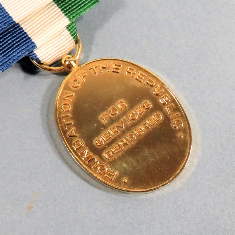 SIERRA LEONE MEDAILLE POUR SERVICE RENDUS A LA REPUBLIQUE SERVICE IN FUNDATION OF REPUBLIC MEDAL FIRST CLASSE °