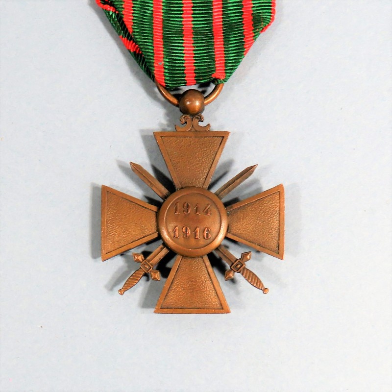 CROIX DE GUERRE 1914-1916 AVEC 2 ETOILES POUR CITATIONS A L'ORDRE DU REGIMENT OU DU BATAILLON GUERRE 1914 1918