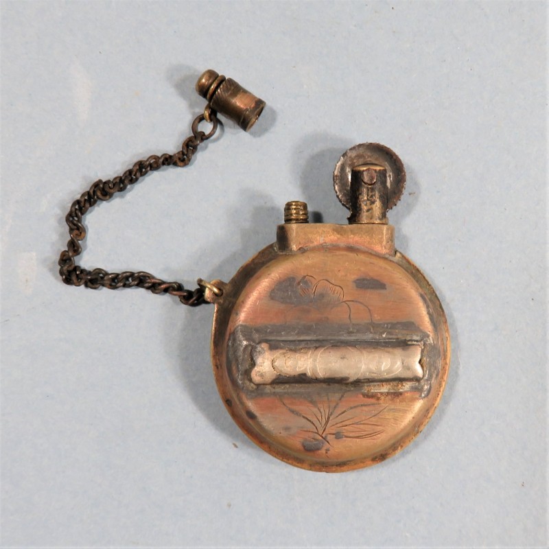 BRIQUET ARTISANAT DE TRANCHEE SOUVENIR DE LA GRANDE GUERRE 1914 1918 DATE 1918