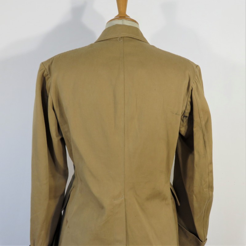 VESTE MODELE 1939 COULEUR SABLE OU BEIGE D'UNIFORME D'UN CONTROLEUR DE 2 ème CLASSE OU ADJUDANT CHEF DES DOUANES