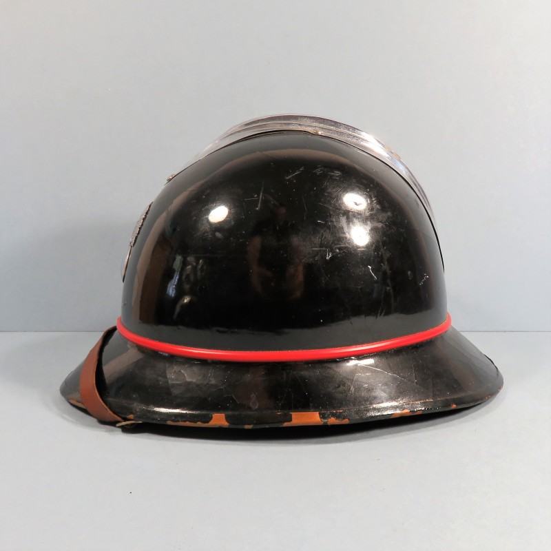 CASQUE DE GENDARMERIE BELGE MODELE DES ANNEES 1950 FABRICATION LE LEVIOR