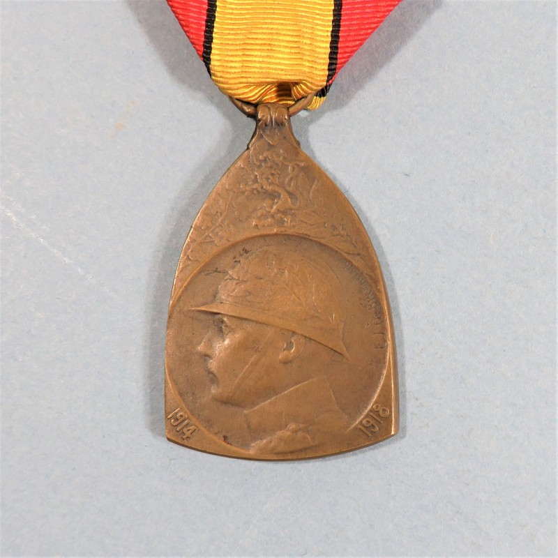 BELGIQUE MEDAILLE COMMEMORATIVE DE LA GRANDE GUERRE 1914-1918 D'ALBERT I er ROI DES BELGES