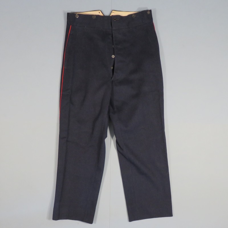 PANTALON TROUPE BLEU A SOUTACHES ROUGE POUR SAPEURS POMPIERS OU INFANTERIE COLONIALE 1900 OU 1931