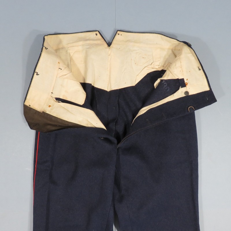 PANTALON TROUPE BLEU A SOUTACHES ROUGE POUR SAPEURS POMPIERS OU INFANTERIE COLONIALE 1900 OU 1931