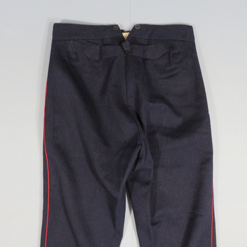 PANTALON TROUPE BLEU A SOUTACHES ROUGE POUR SAPEURS POMPIERS OU INFANTERIE COLONIALE 1900 OU 1931