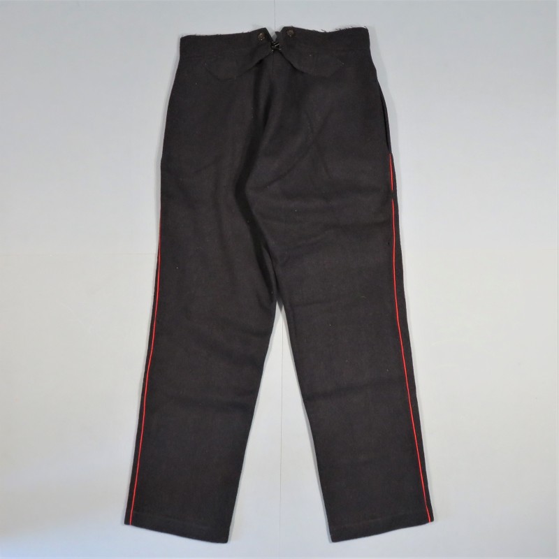 PANTALON TROUPE BLEU A SOUTACHES ROUGE POUR SAPEURS POMPIERS OU INFANTERIE COLONIALE 1900 OU 1931