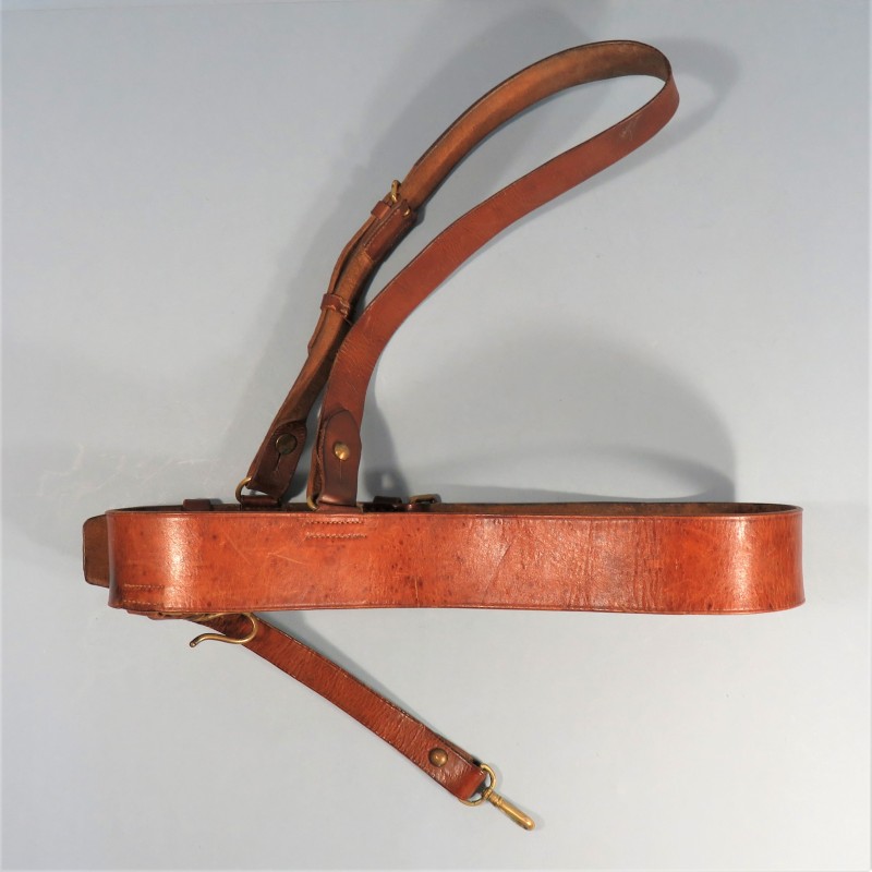 CEINTURON BAUDRIER ET SUSPENTE DE SABRE D'OFFICIER FRANCAIS CUIR MARRON INFANTERIE CAVALERIE CEINTURON MODELE 1903/1914 MODIFIE