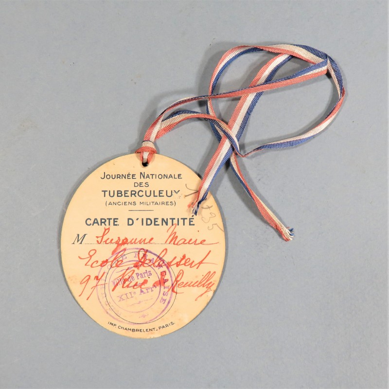 INSIGNE DE JOURNEES DES TUBERCULEUX DE NOVEMBRE 1914 1917 INSIGNE OU BADGE DE QUETTEUR QUETTEUSE TAMPONNE DE PARIS