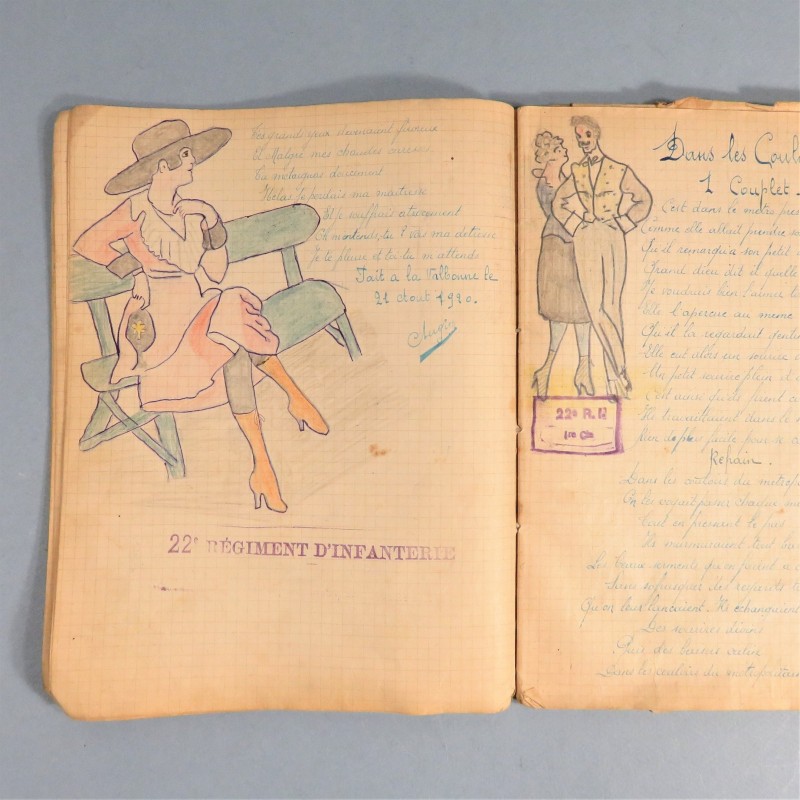 CAHIER DE CHANSONS AVEC DESSINS ET PHOTOS DU 22 ème REGIMENT D'INFANTERIE A LA VALBONNE EN 1920 1921