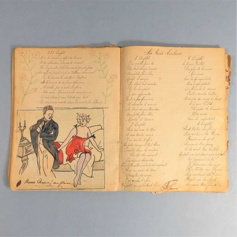 CAHIER DE CHANSONS AVEC DESSINS ET PHOTOS DU 22 ème REGIMENT D'INFANTERIE A LA VALBONNE EN 1920 1921