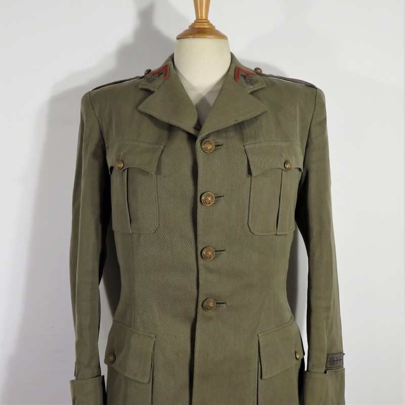 UNIFORME MODELE 1939 D'UN LIEUTENANT D'INFANTERIE COLONIALE VESTE ET PANTALON CAMPAGNE 1939-1940 GUERRE 1939-1945