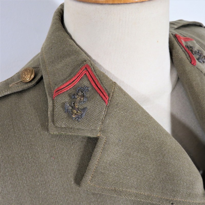 UNIFORME MODELE 1939 D'UN LIEUTENANT D'INFANTERIE COLONIALE VESTE ET PANTALON CAMPAGNE 1939-1940 GUERRE 1939-1945