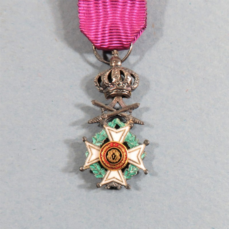 BELGIQUE REDUCTION DE LA MEDAILLE DE CHEVALIER DE L'ORDRE DE LEOPOLD Ier A TITRE MILITAIRE