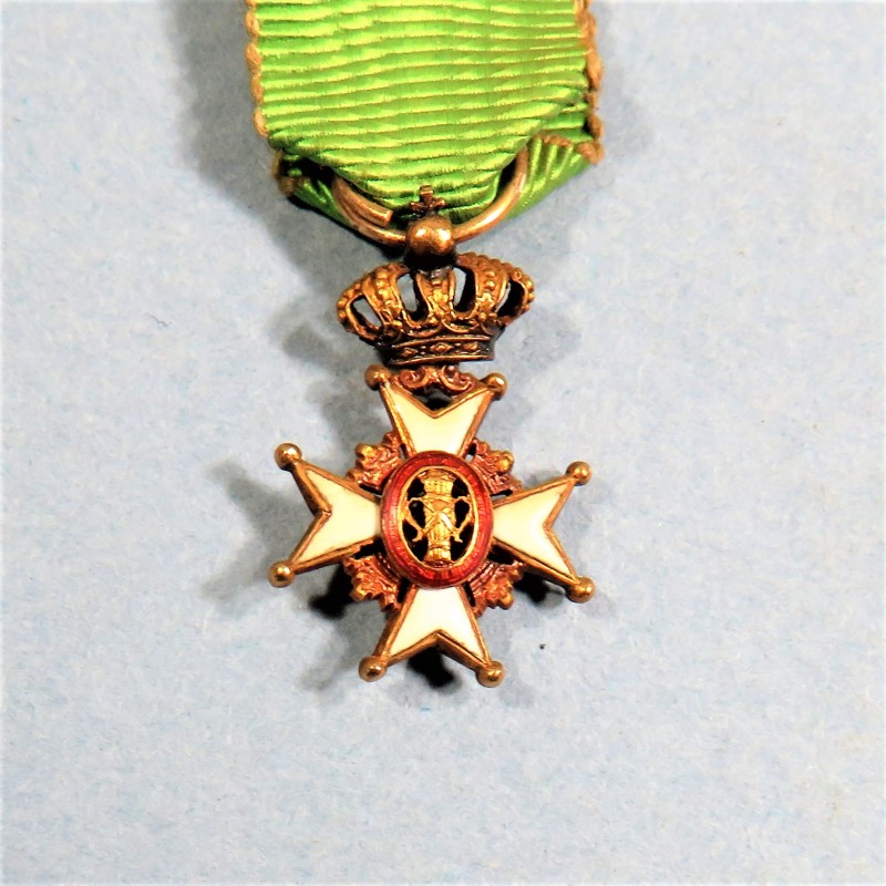 SUEDE REDUCTION DE LA MEDAILLE DE CHEVALIER DE L'ORDRE DE VASA ORDER OF SWEDEN KNIGHT MEDAL MINIATURE °