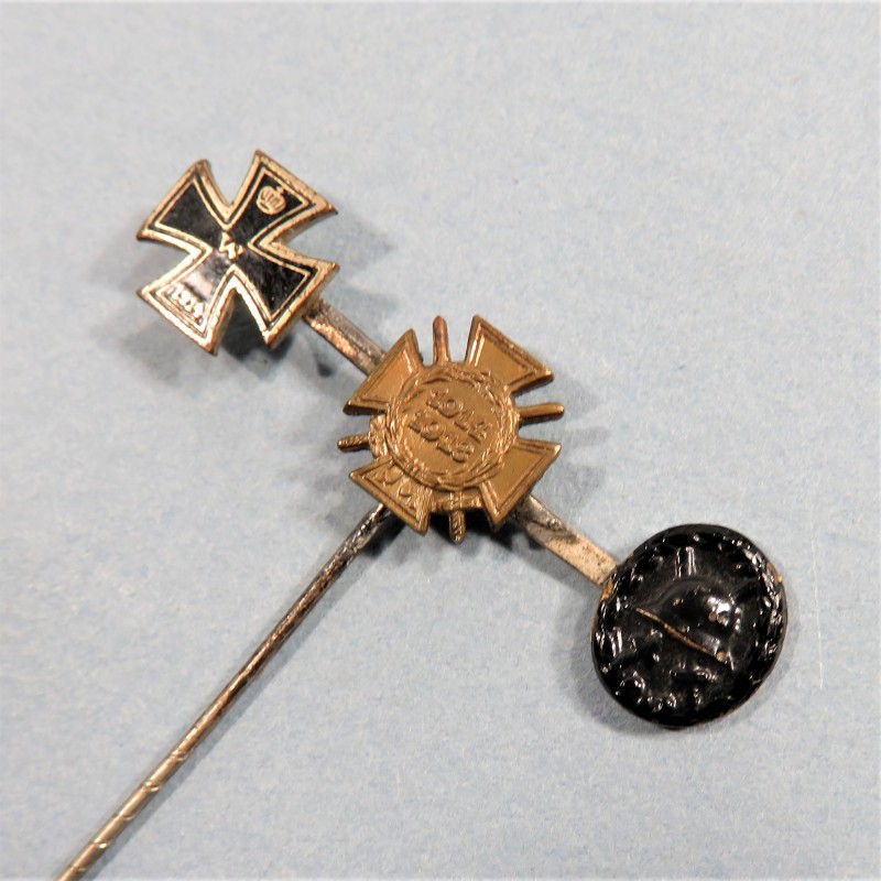 BROCHE OU EPINGLETTE DE REDUCTION DES MEDAILLES ALLEMANDES CROIX DE FER ANCIENS COMBATTANTS ET BADGE DES BLESSES °