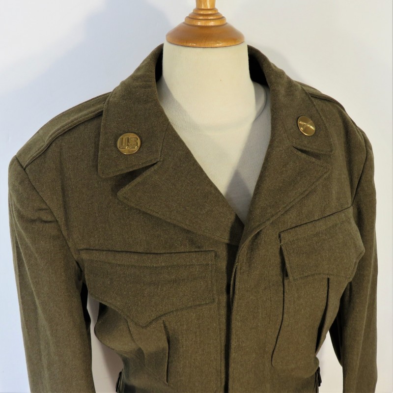 UNIFORME US MODELE 1944 BLOUSON IKE ET SONT PANTALON CAMPAGNE DE FRANCE ET D'ALLEMAGNE 1944 - 1945