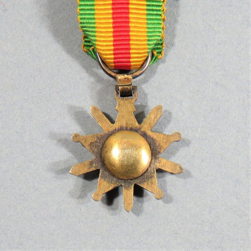 BENIN DAHOMEY REDUCTION DE LA MEDAILLE D'OFFICIER DE L'ORDRE DU MERITE DU BENIN ORDER OF MERIT BENIN MINIATURE OFFICER MEDAL °