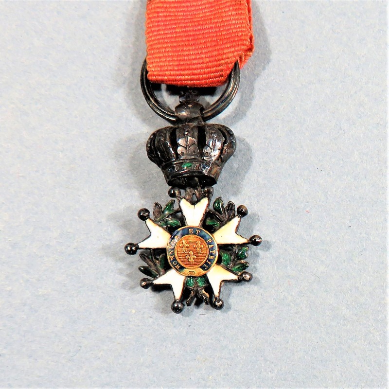 REDUCTION DE LA MEDAILLE DE CHEVALIER DE L'ORDRE DE LA LEGION D'HONNEUR RESTAURATION HENRI IV ROI DE FRANCE ET DE NAVARRE 1814 °