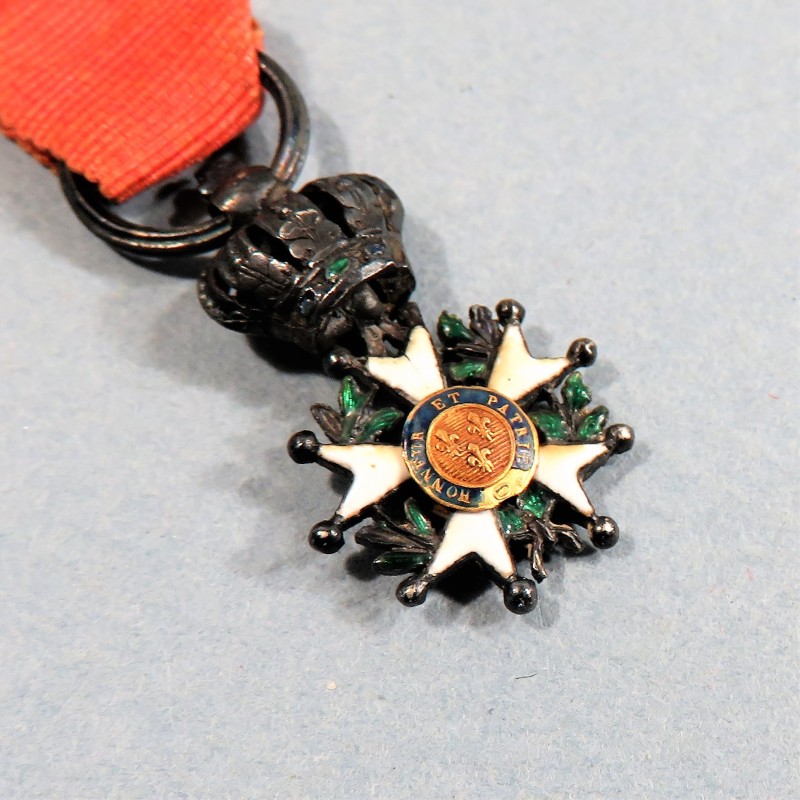 REDUCTION DE LA MEDAILLE DE CHEVALIER DE L'ORDRE DE LA LEGION D'HONNEUR RESTAURATION HENRI IV ROI DE FRANCE ET DE NAVARRE 1814 °