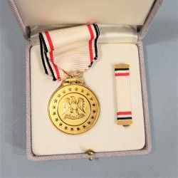 EGYPTE MEDAILLE DE LA DISTINCTION OU MERITE CIVIL 3 ème CLASSE DISTINCTION MEDAL EGYPT A PARTIR DE 1969 EN ARGENT + BOITE °