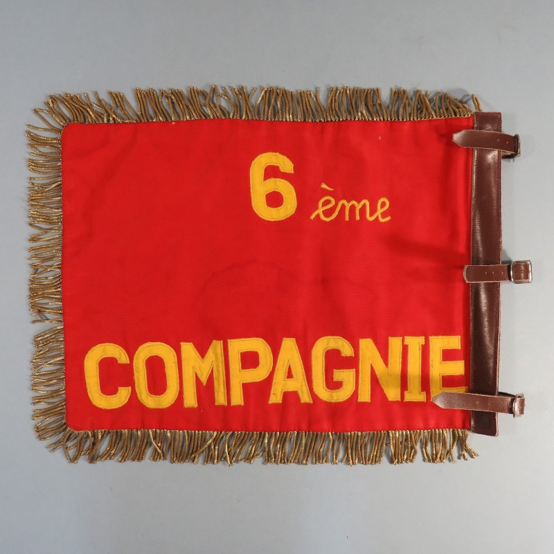 FANION DE LA 6 eme COMPAGNIE DU 81 ème RIA REGIMENT D'INFANTERIE ALPINE ANNEES 1950 1960