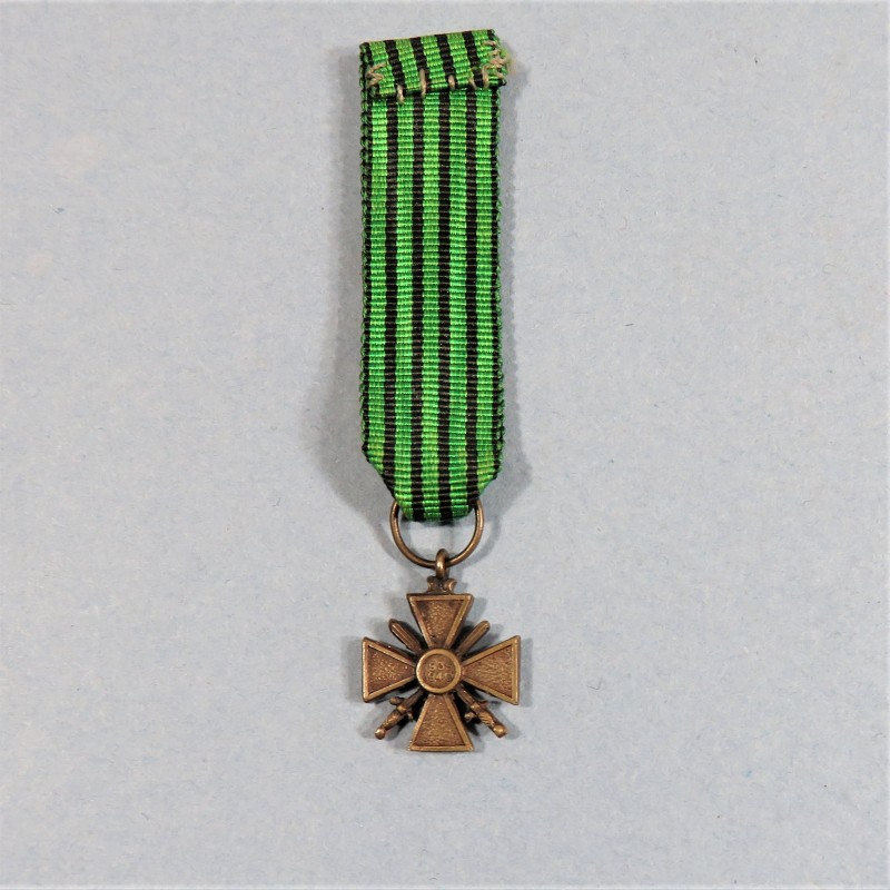 FRANCE REDUCTION DE LA MEDAILLE CROIX DE GUERRE OU CROIX DE VICHY ANCIENS COMBATTANTS CAMPAGNE 1939 1940