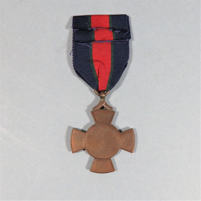 NIGERIA MEDAILLE OU CROIX DU SERVICE DES SAPEURS POMPIERS NIGERIAN FIRE SERVICE CROSS MEDAL °