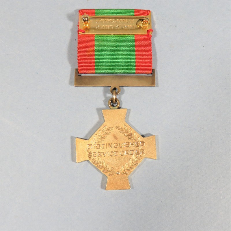 OUGANDA MEDAILLE OU CROIX POUR SERVICES DISTINGUES UGANDA DISINGUISHED SERVICE ORDER MEDAL DSO °