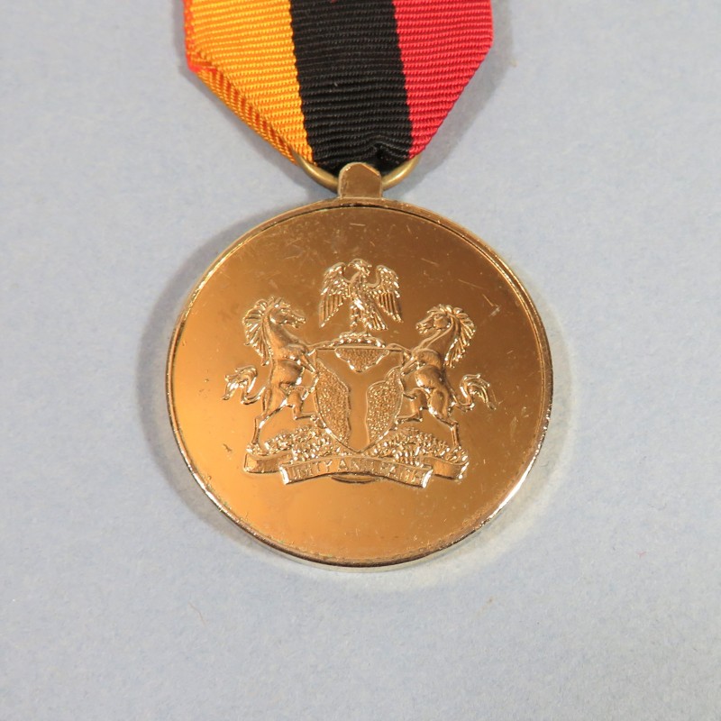 NIGERIA MEDAILLE ROCONNAISSANCE DE LA NATION CRISE DU BIAFRA 1966-1970 NIGERIAN CRISIS RECOGNISED SERVICE TO THE NATION °