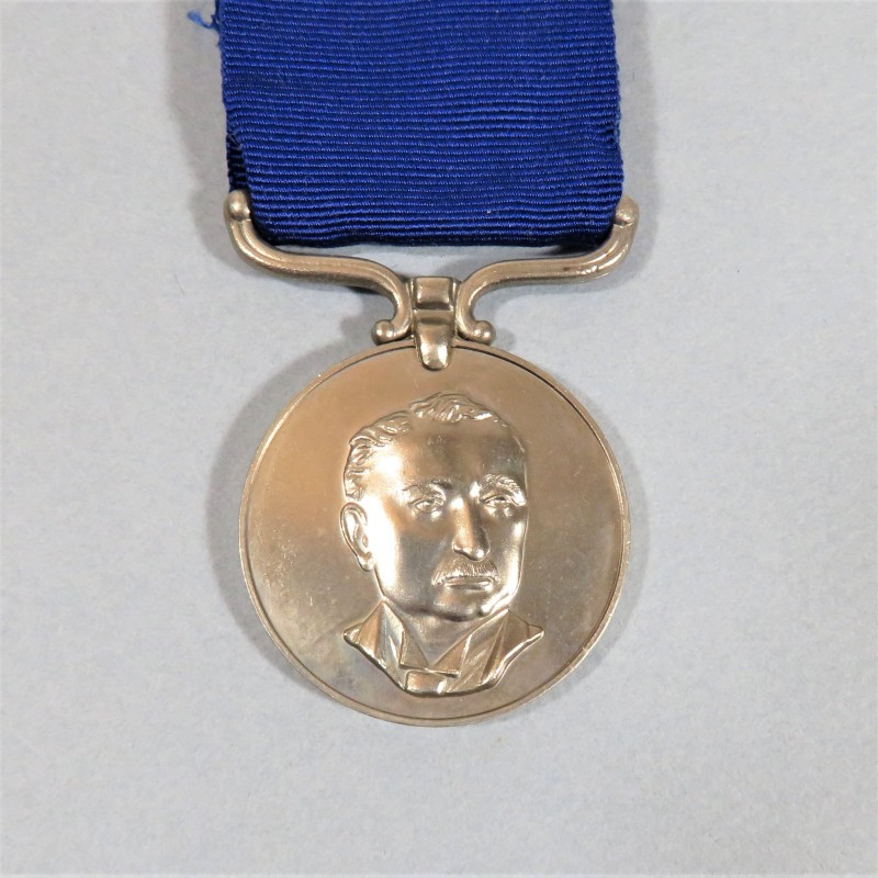 RHODESIE ZIMBABWE MEDAILLE DE DISTRICT POUR SERVICE RHODESIA DISTRICT SERVICE MEDAL ATTRIBUEE NAMED °