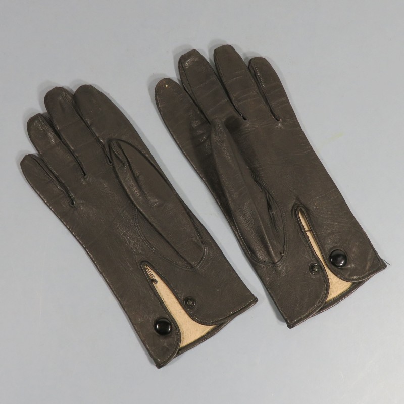 PAIRE DE GANTS EN CUIR NOIR POUR OFFICIERS TAILLE 7.1/2 CAVALERIE