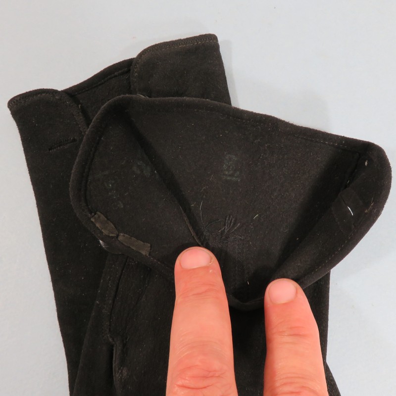 PAIRE DE GANTS EN CUIR NOIR POUR OFFICIERS TAILLE 8 CAVALERIE